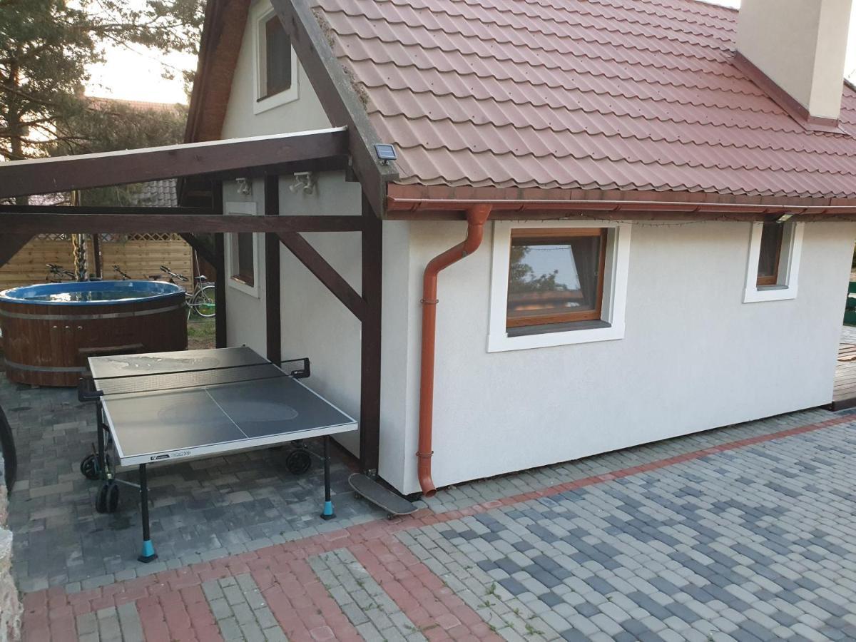 Domek Na Wsi U Wiktora Mikołajki Ngoại thất bức ảnh
